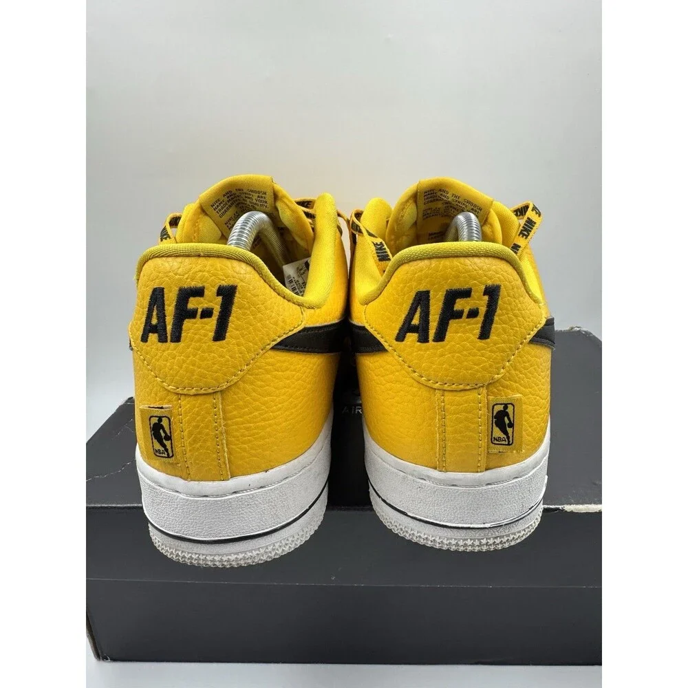 Nike x NBA Air force 1 Amarillo Large black swoosh yellow mens Sz 8.5 823511 701